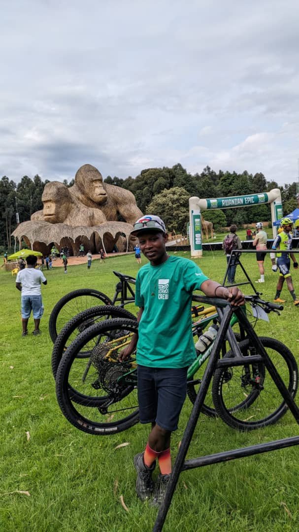 Gratien Hatangimana — Formateur en mécanique du vélo